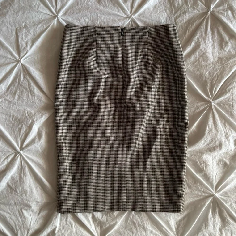 ann taylor houndstooth pencil skirt - Picture 2 of 4